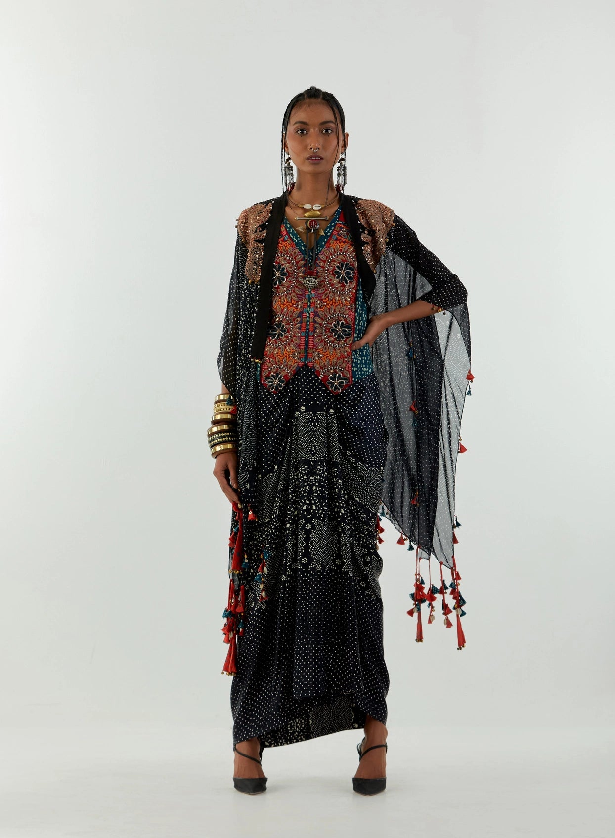 VENI DUPATTA JACKET SET WITH BHUMI CORSET BLOUSE