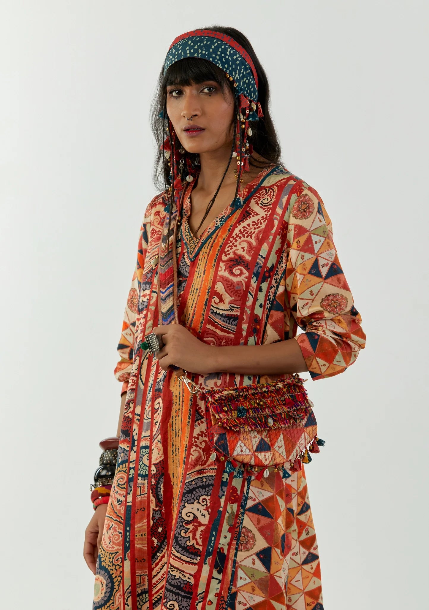 KINARA SLING BAG