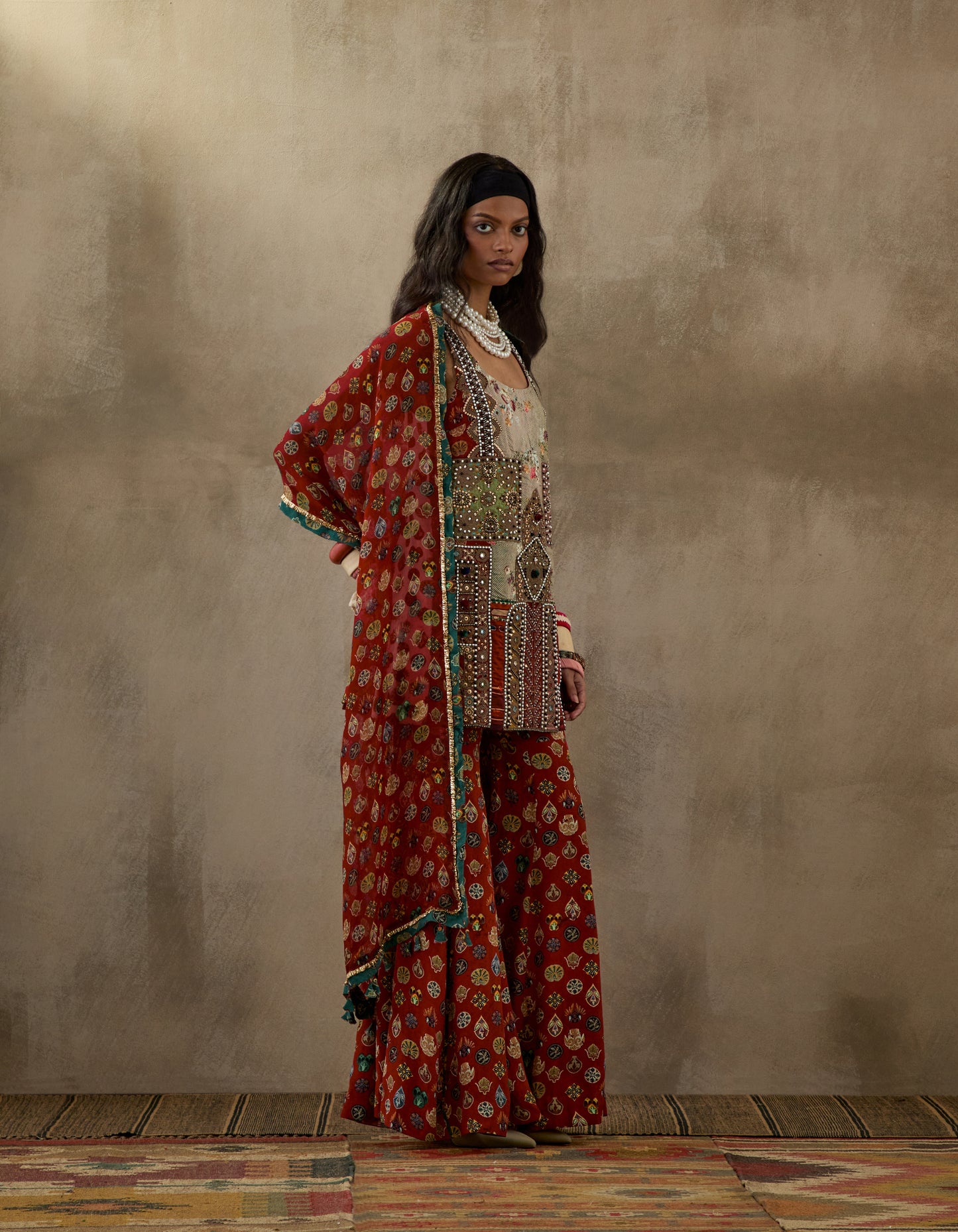 MEHRU EMBO DRESS SET