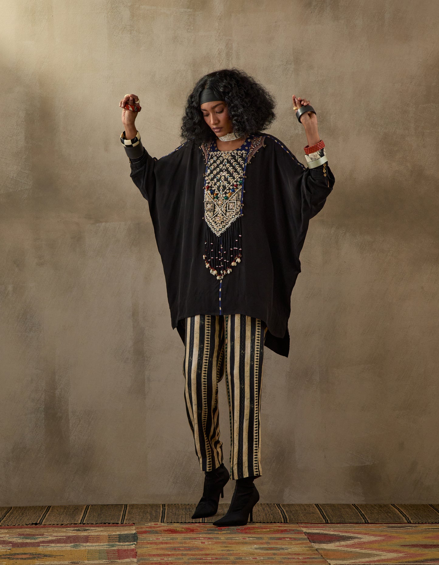 KURU TRAPEZE KURTA SET