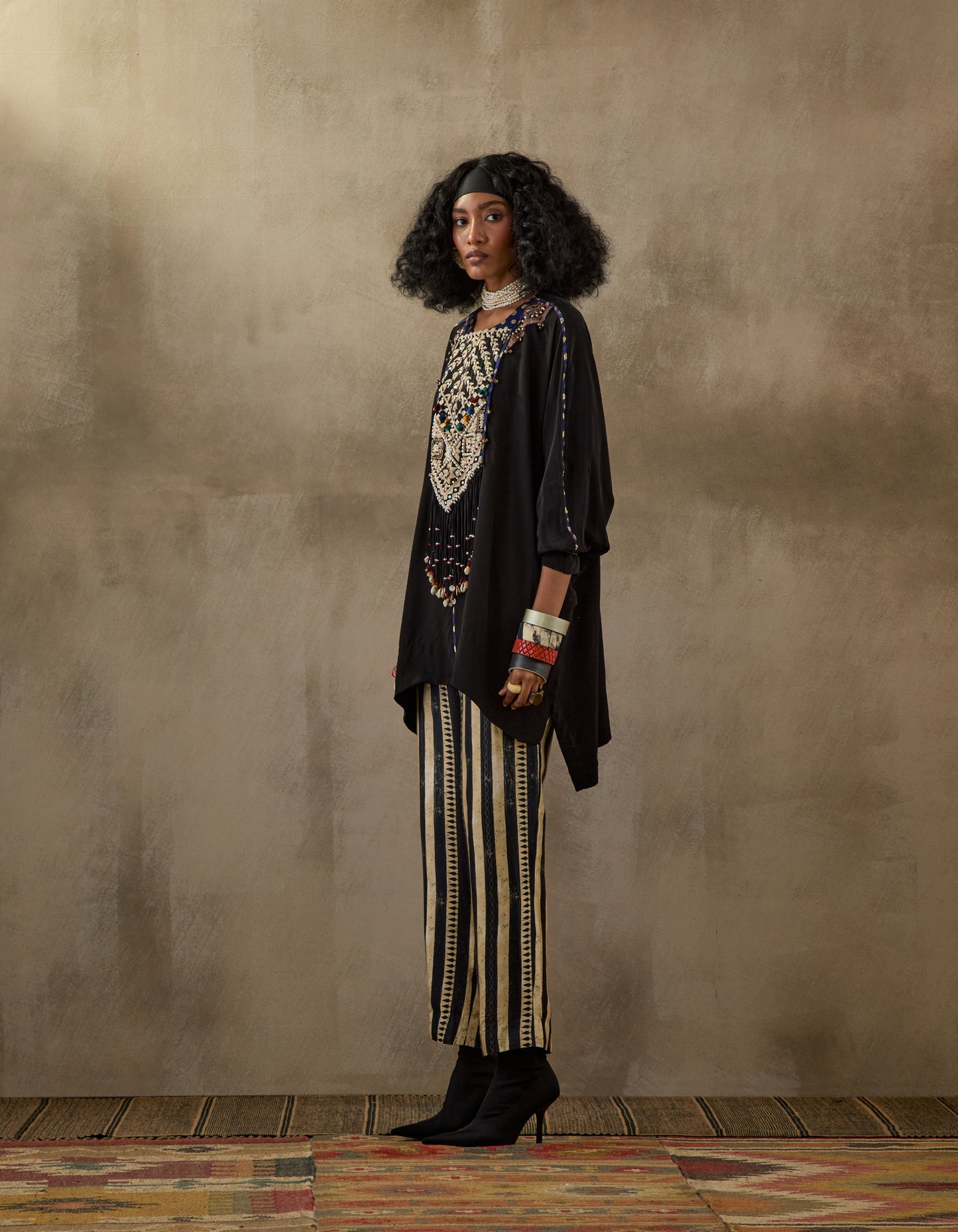 KURU TRAPEZE KURTA SET