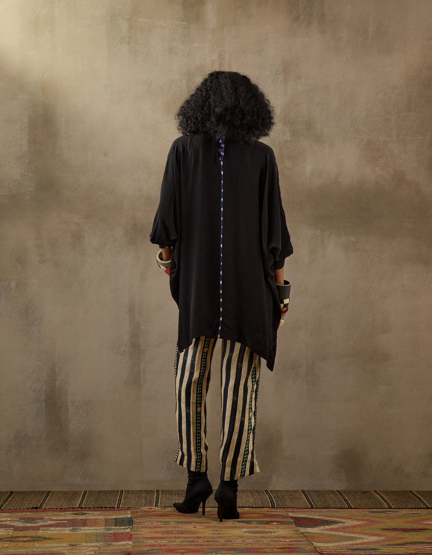 KURU TRAPEZE KURTA SET
