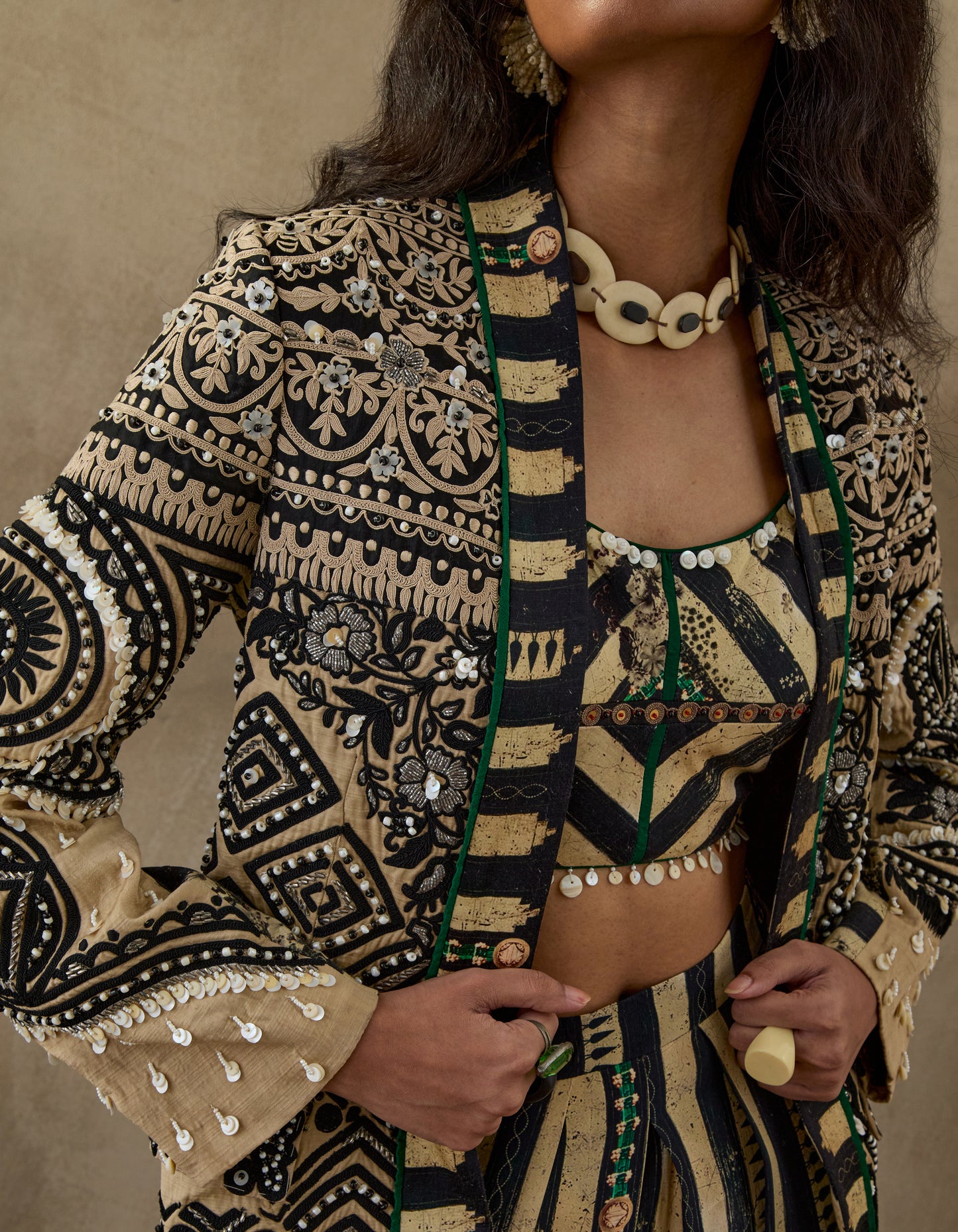 OPEN DHANA JACKET SET
