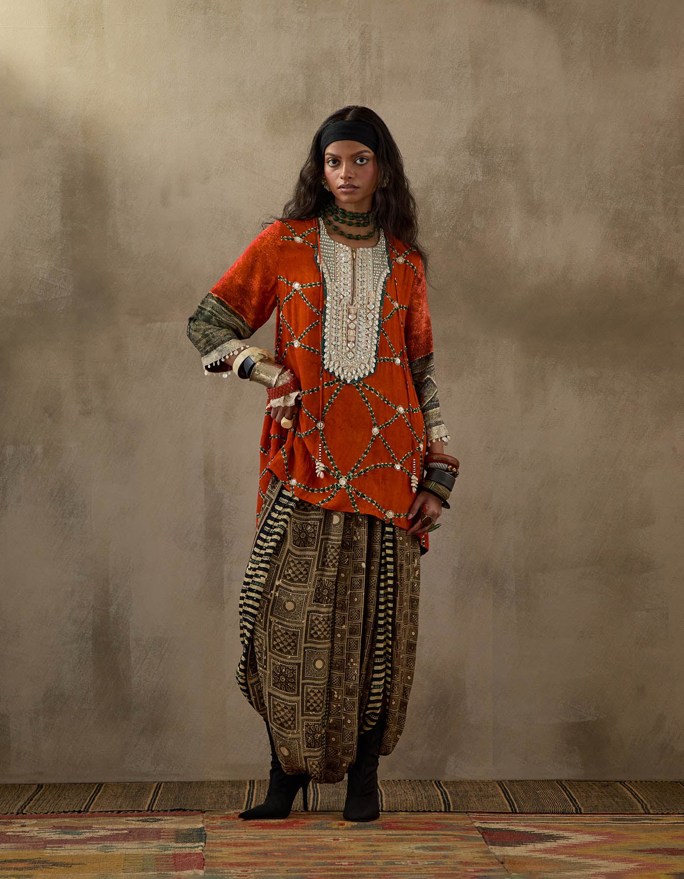 MITRA SHORT KURTA SET