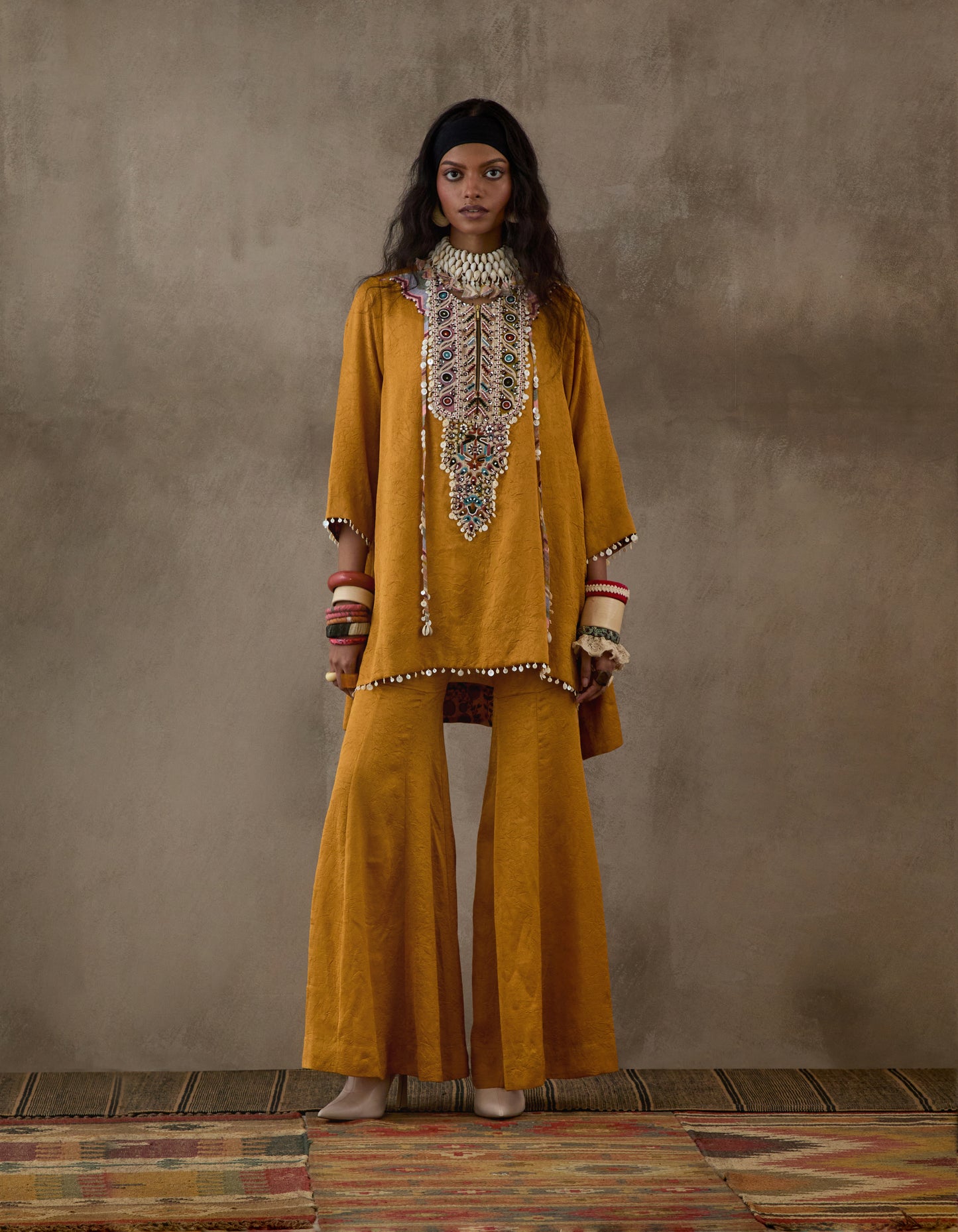 MITRA SHORT KURTA SET