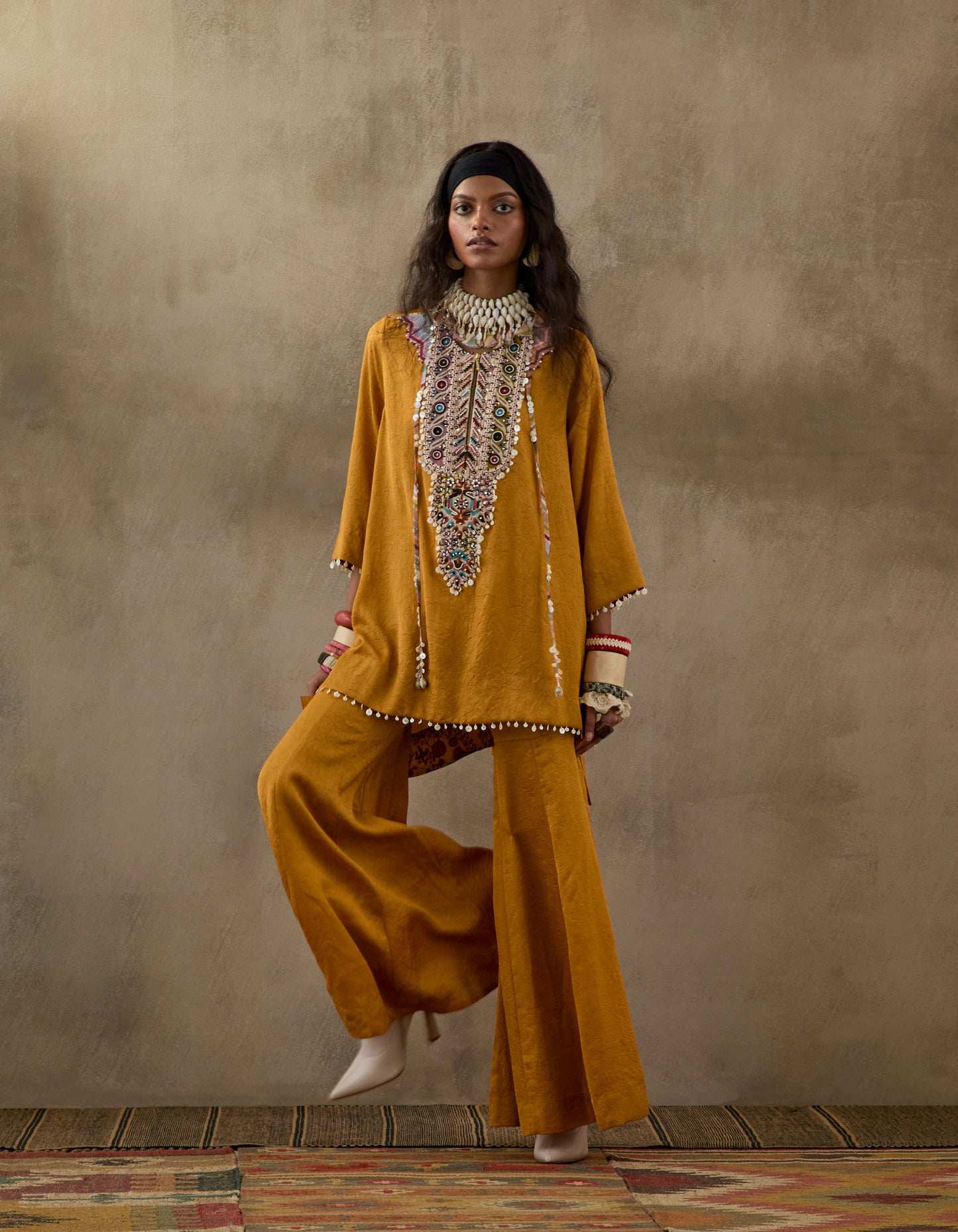 MITRA SHORT KURTA SET