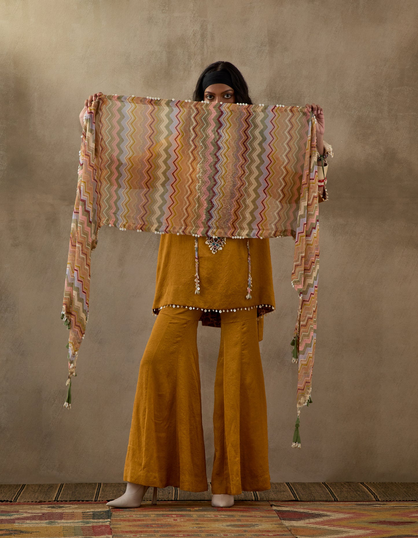 MITRA SHORT KURTA SET