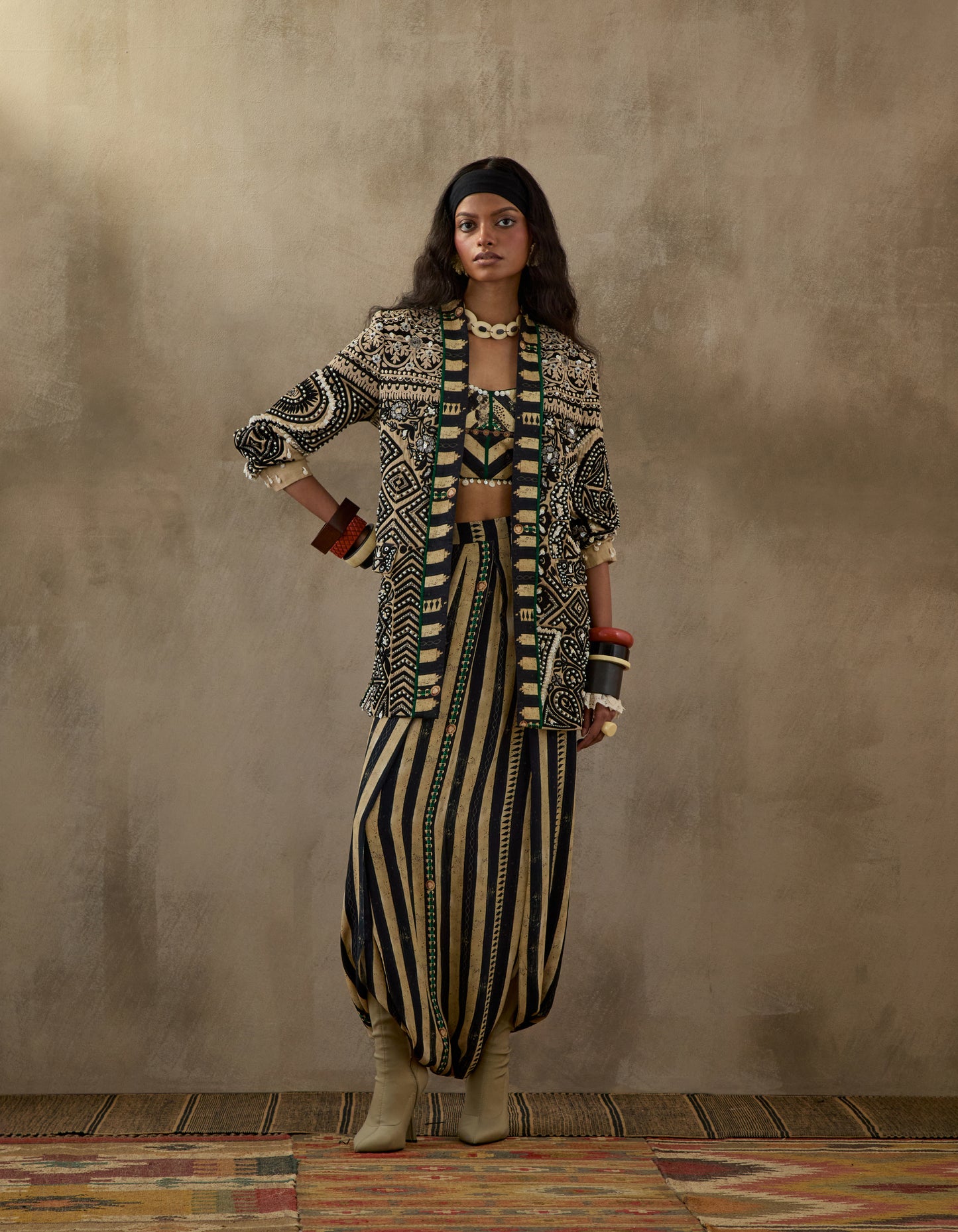OPEN DHANA JACKET SET