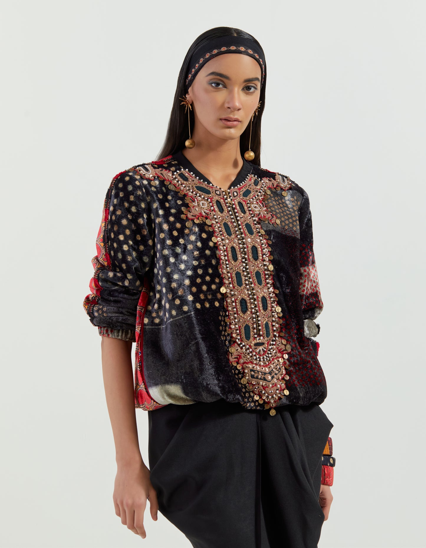 ZAHRA SWEATSHIRT JACKET