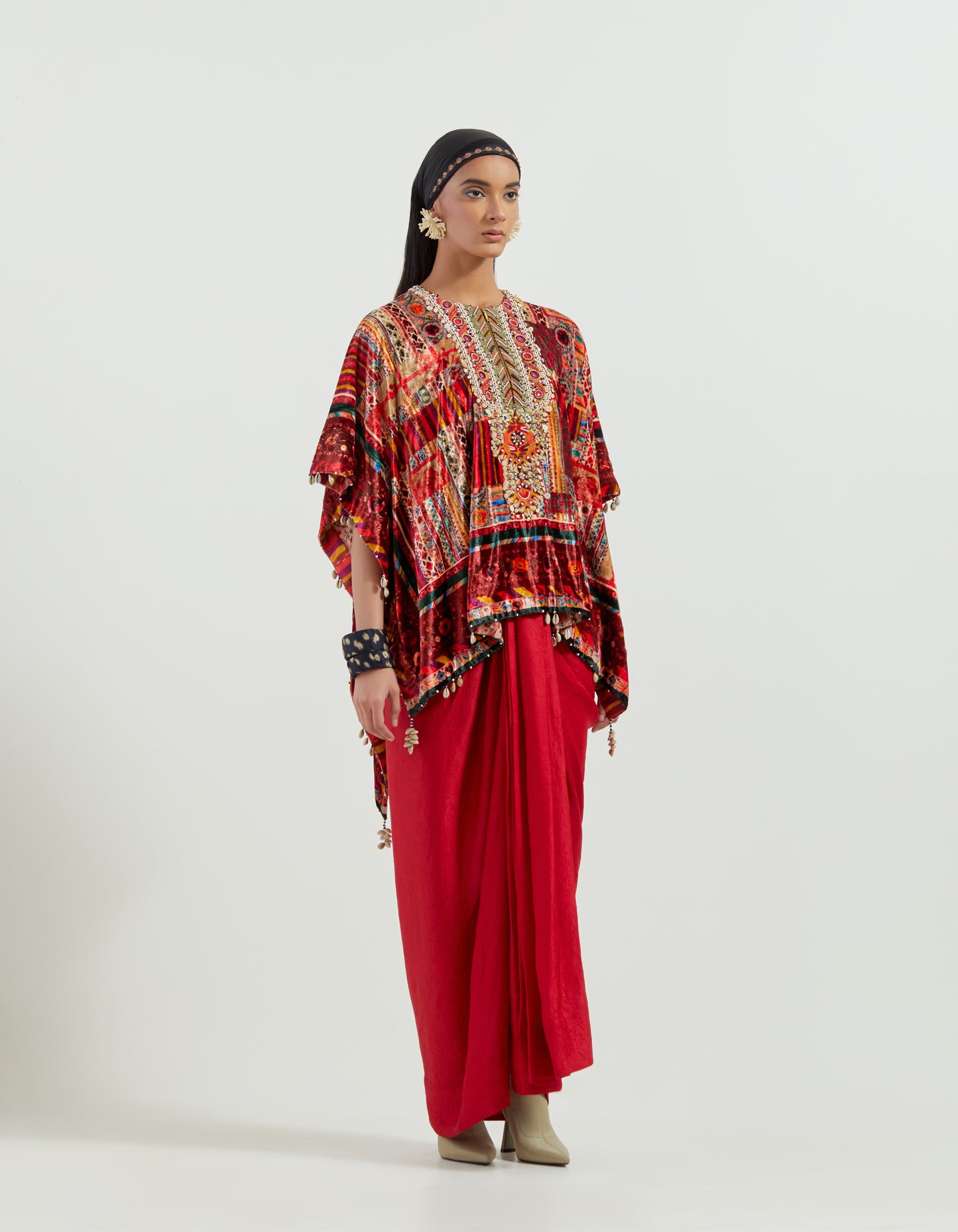 VENI DUPATTA PONCHO JACKET SET