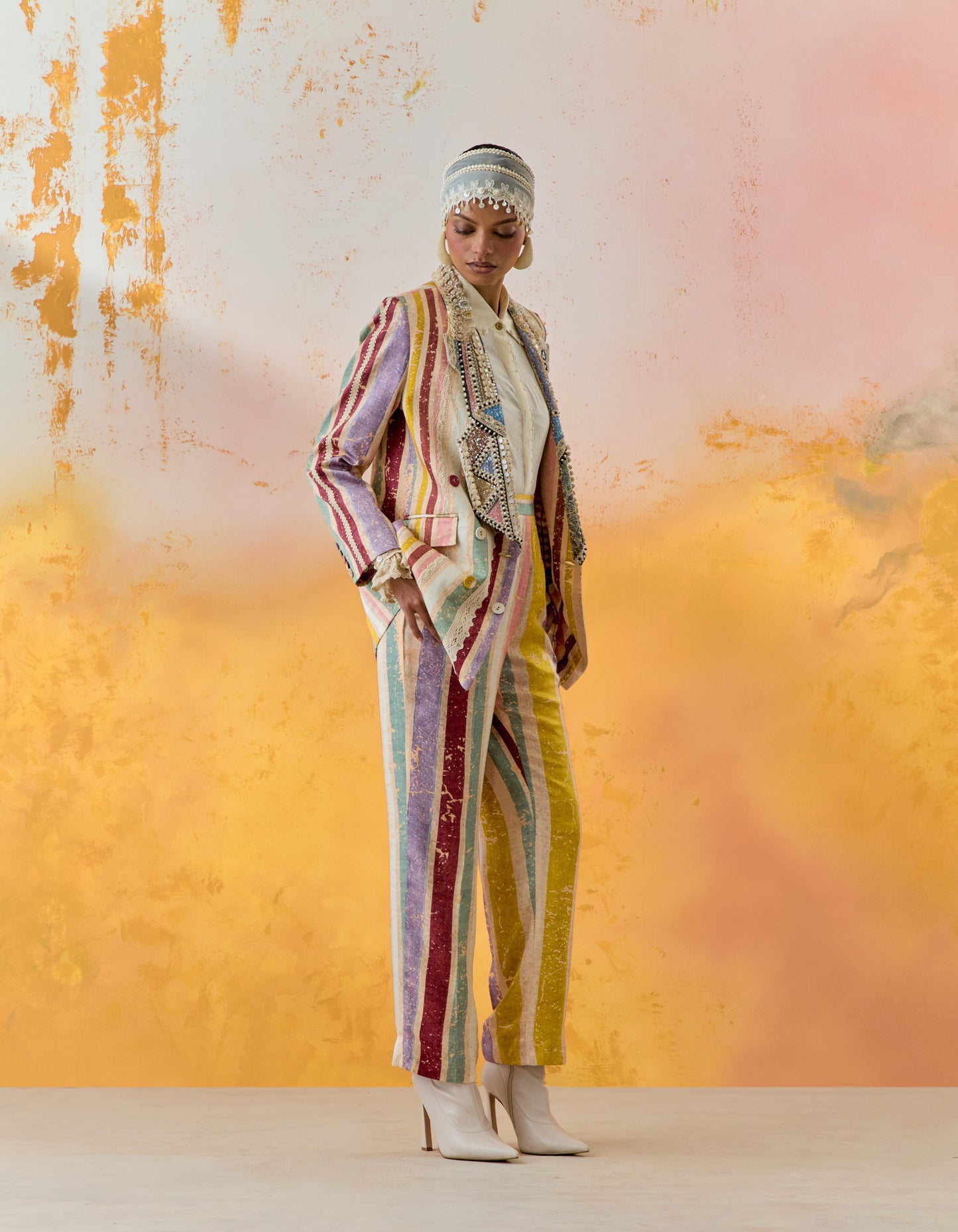 NOORI DOUBLE BREASTED JACKET