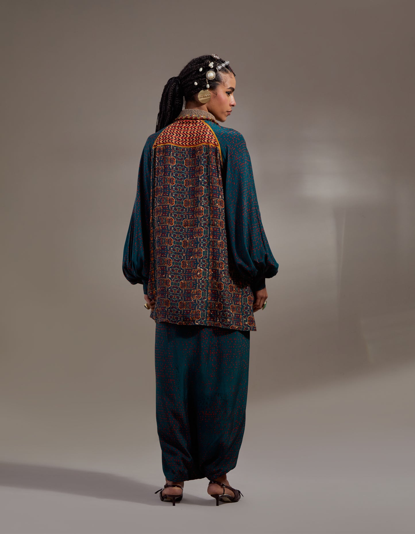 ATRI STRAIGHT SHIRT