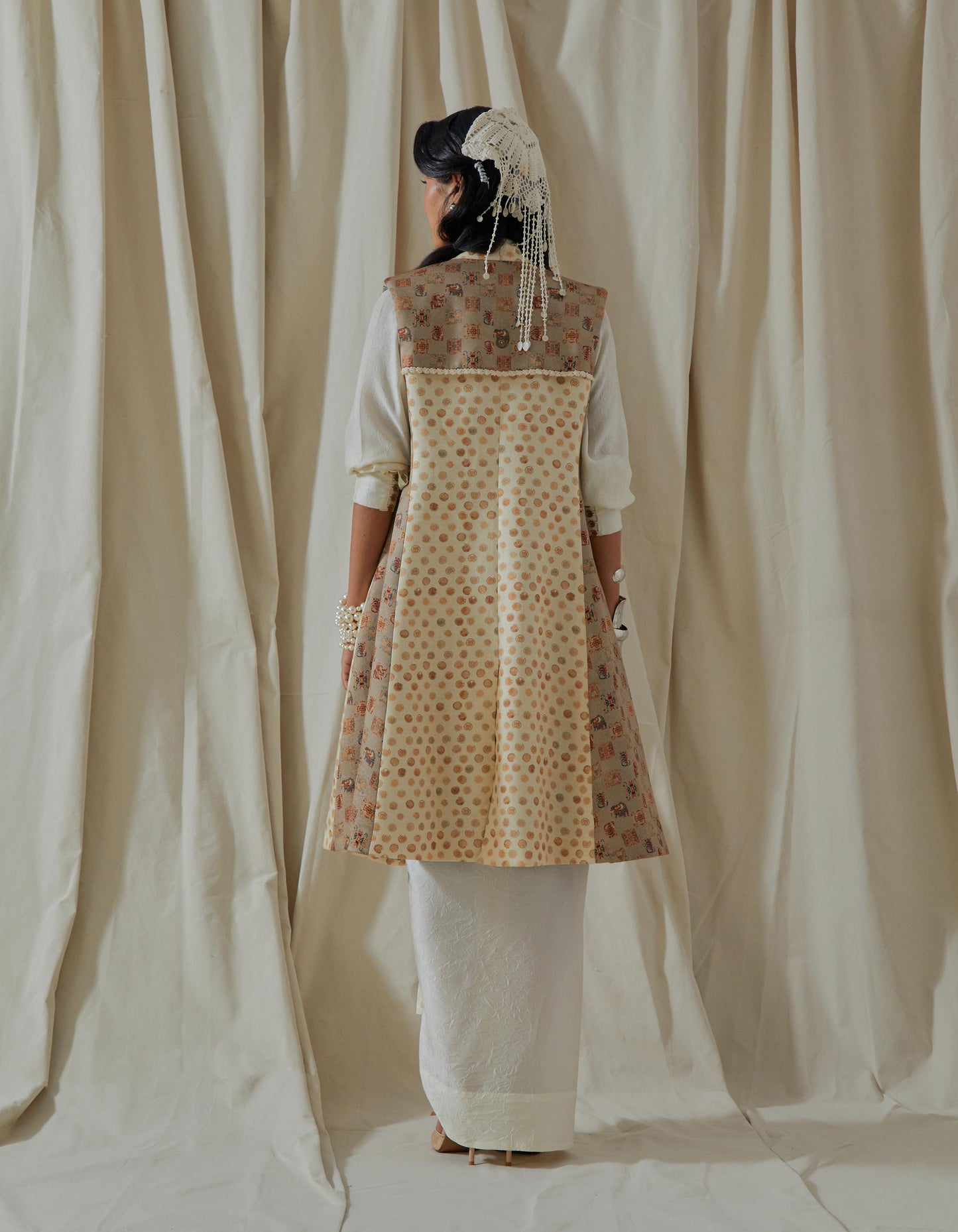 HINA TRENCH COAT