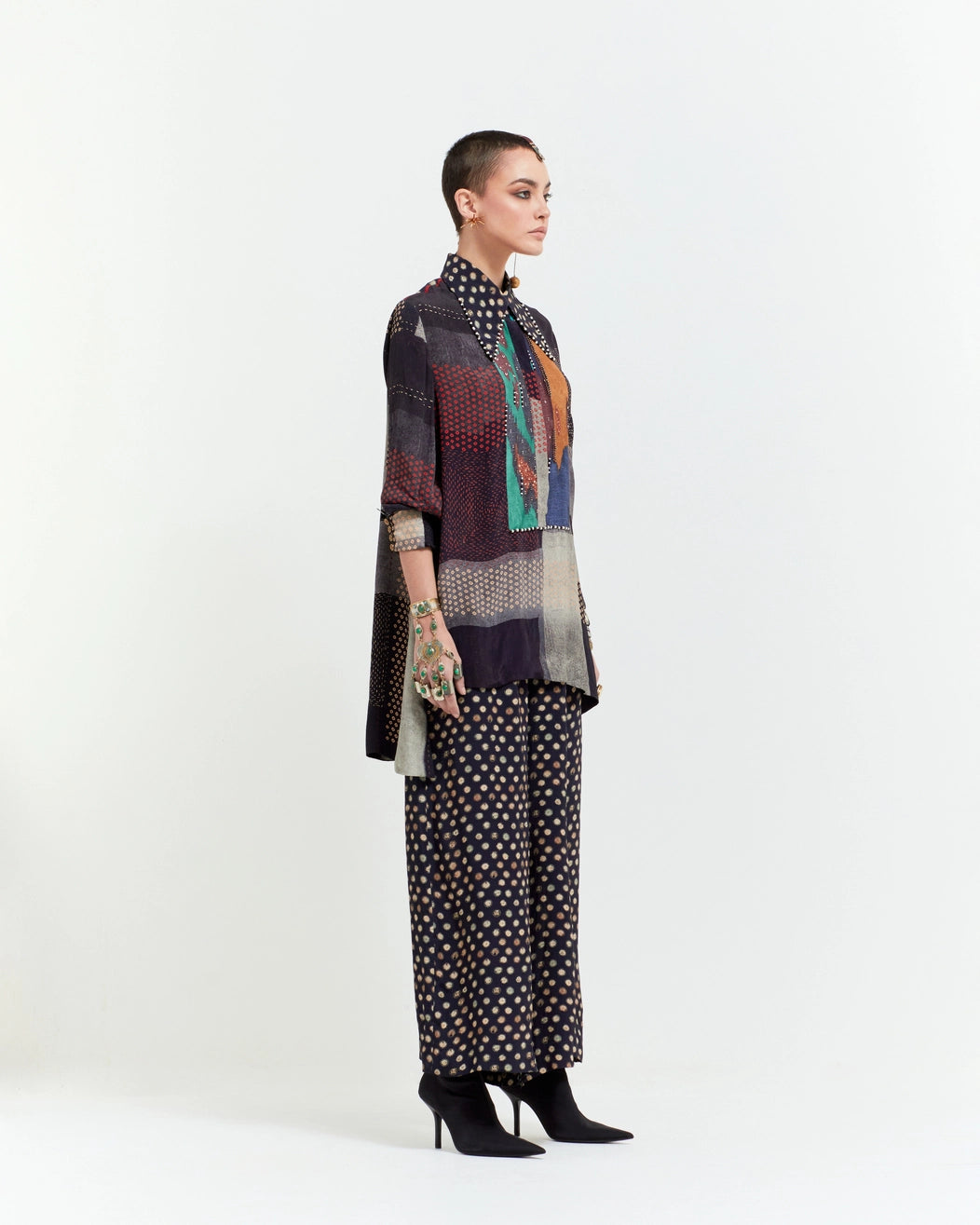 ATRI STRAIGHT SHIRT