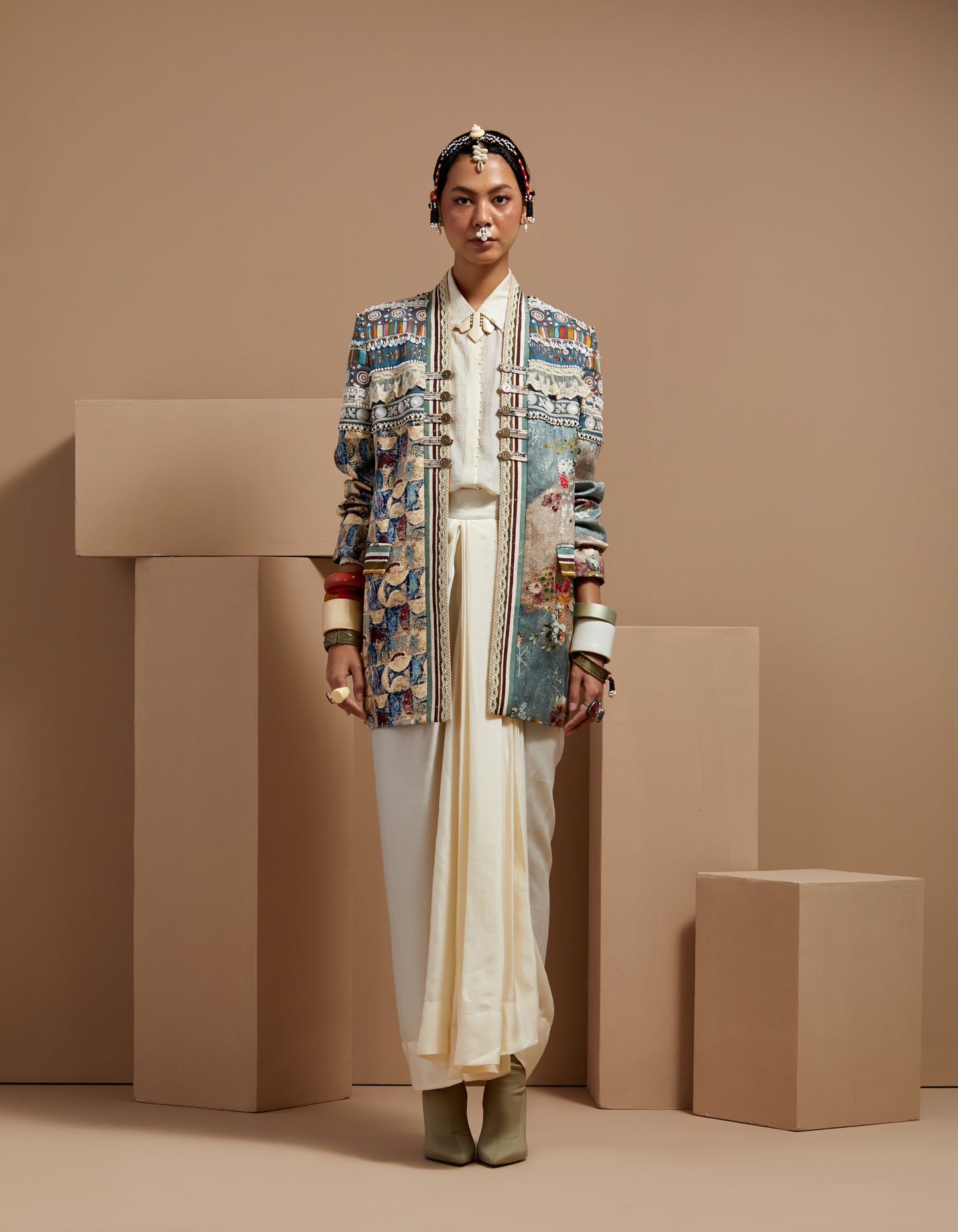 OPEN DHANA JACKET