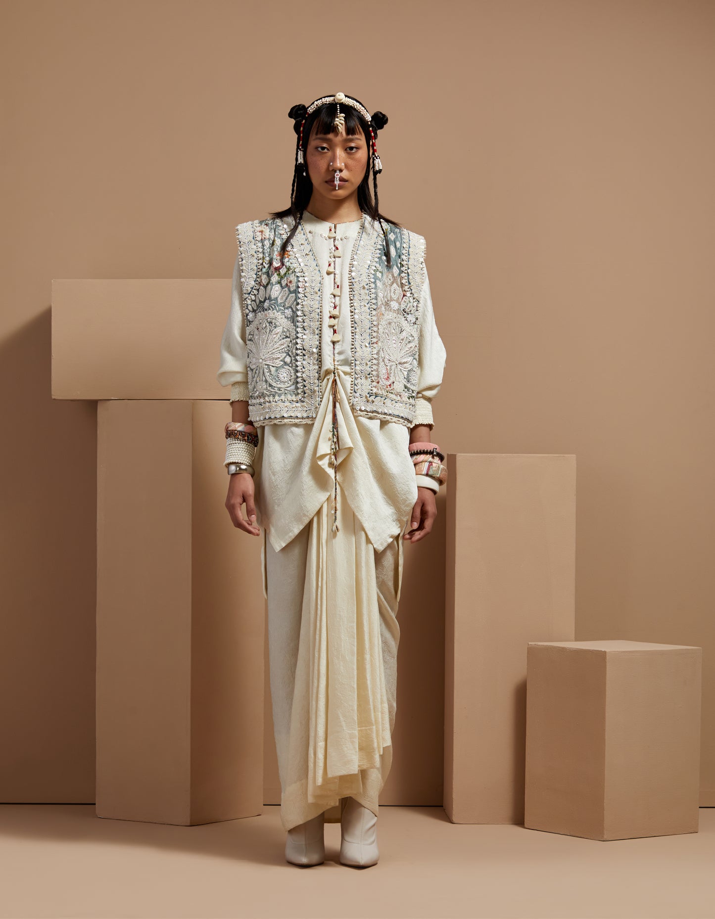 NYLA GILET SET