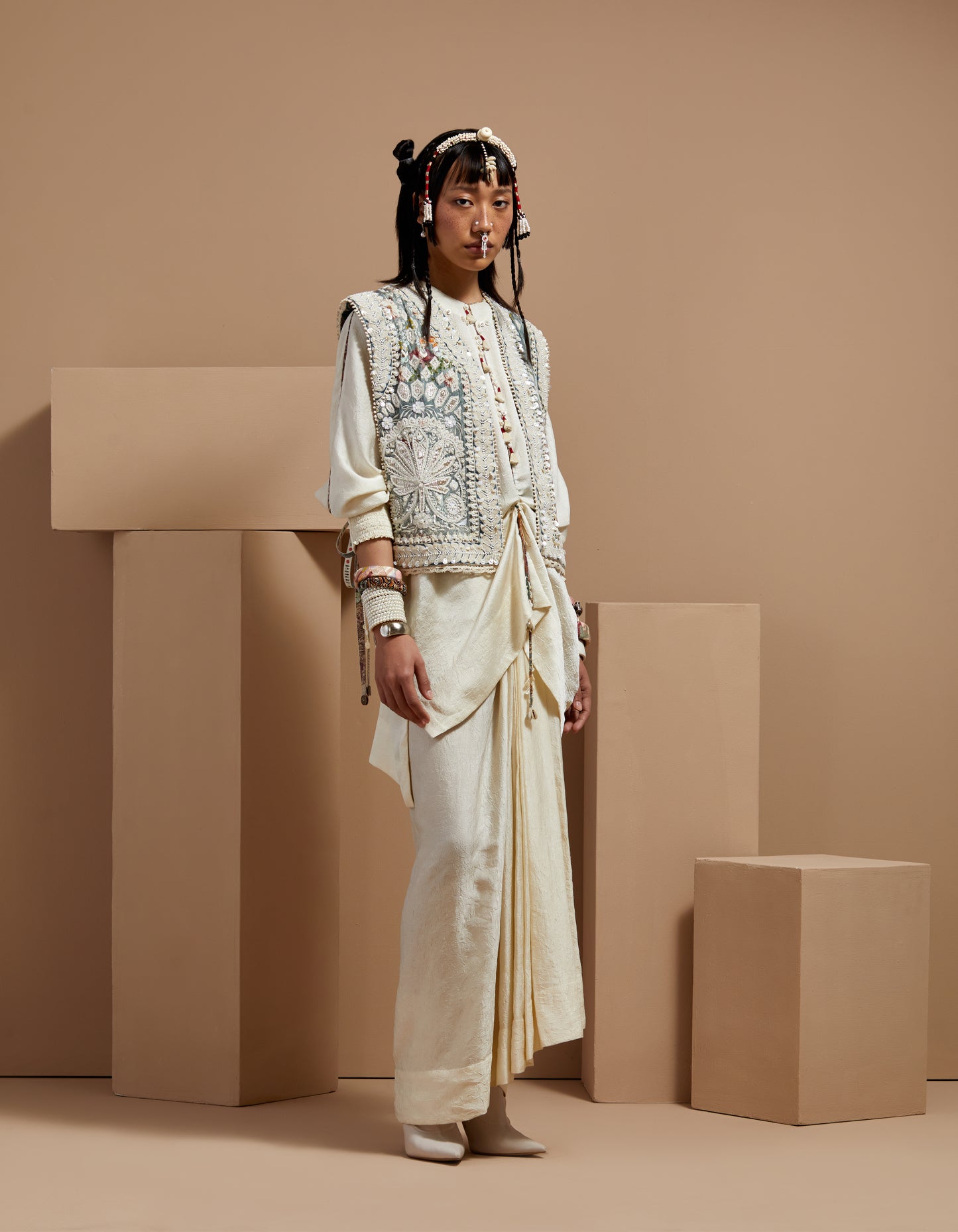 NYLA GILET SET
