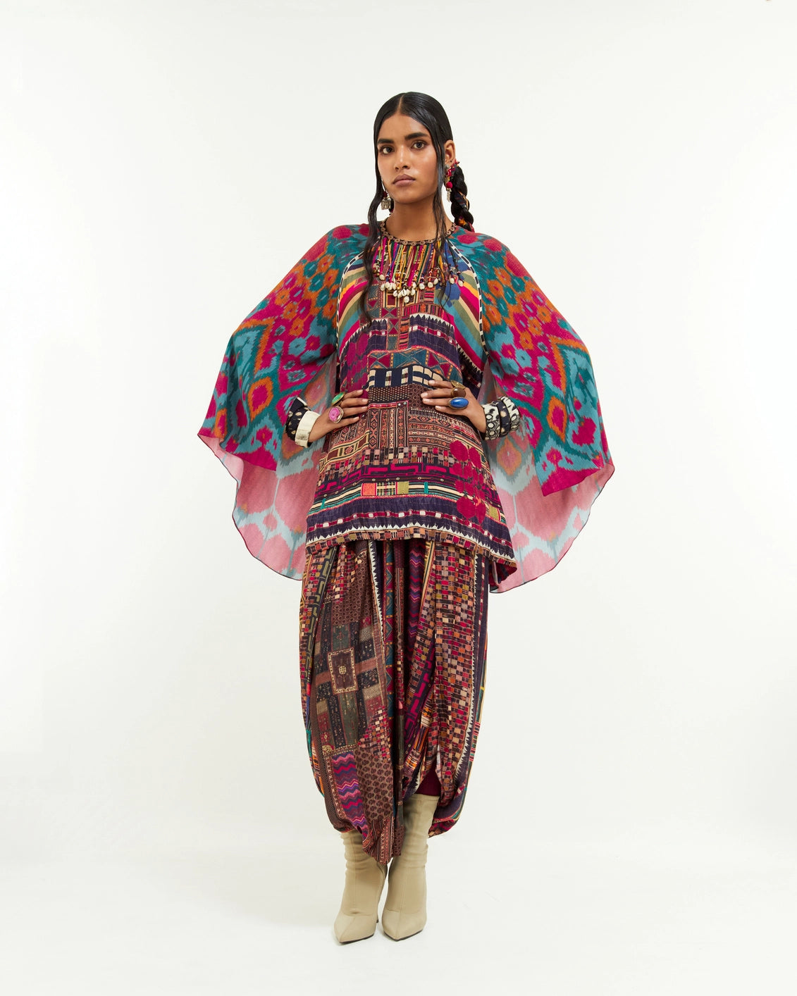 MARIYAM CAPE KURTI