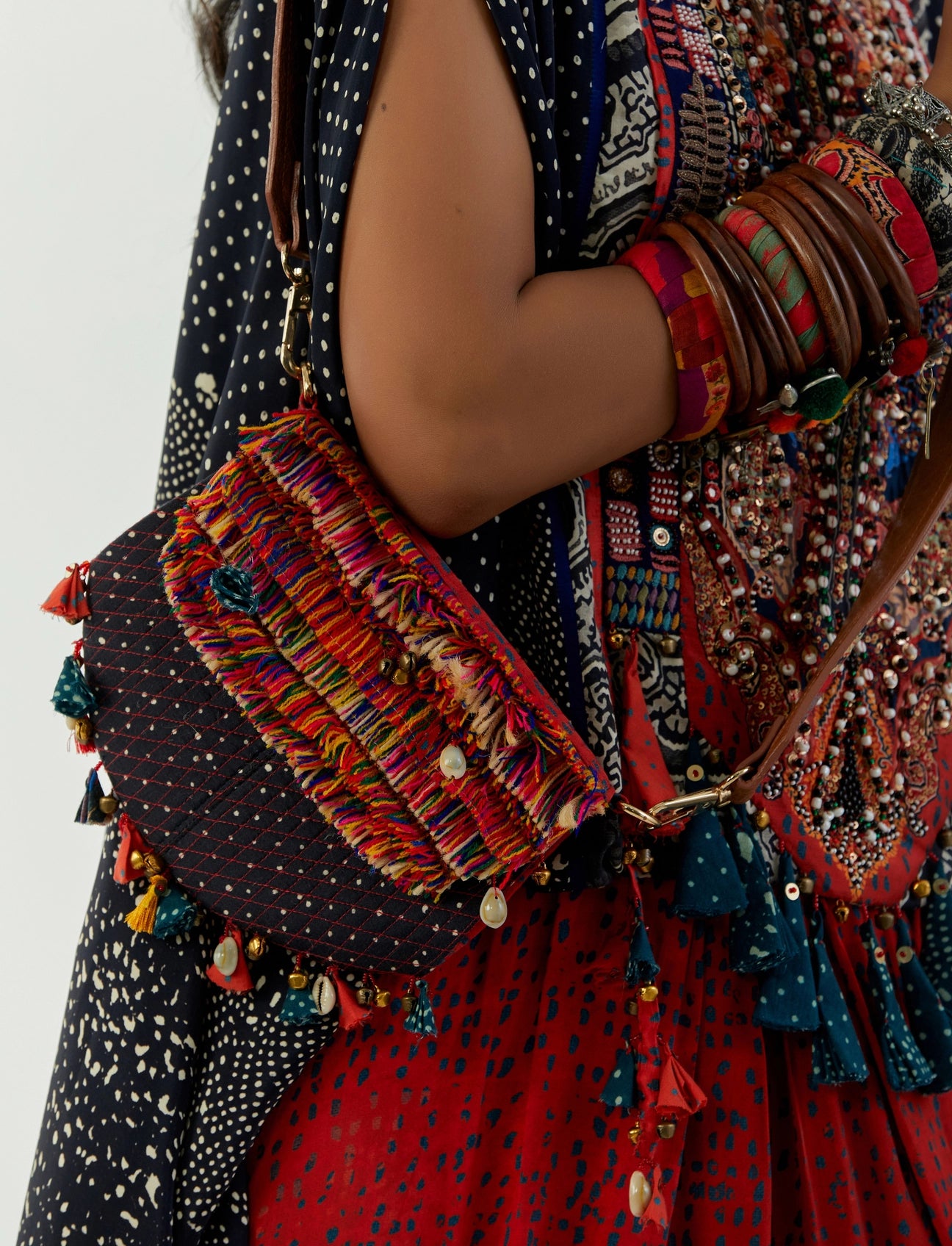 BAGH SLING BAG