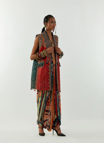 RUHI SLEEVELESS JACKET