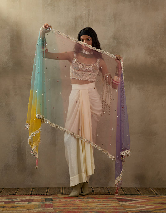 AALYA DUPATTA