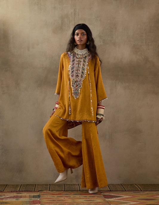 MITRA SHORT KURTA SET