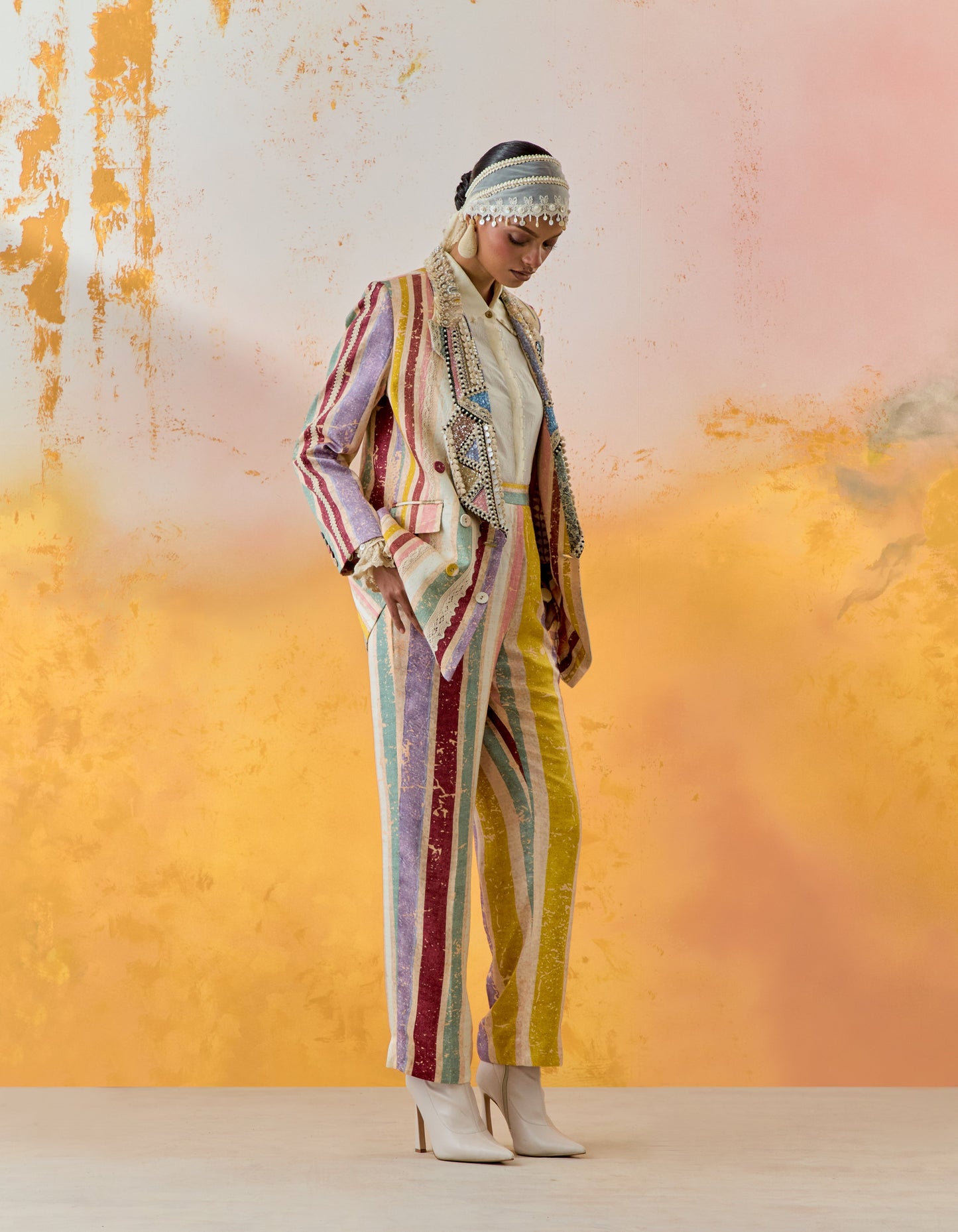 NOORI DOUBLE BREASTED JACKET