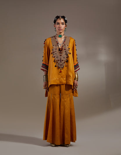 MITRA SHORT KURTA SET
