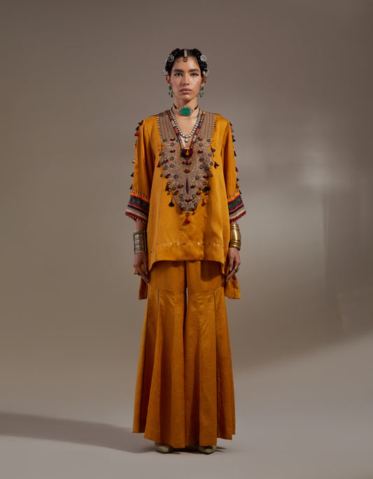 MITRA SHORT KURTA SET