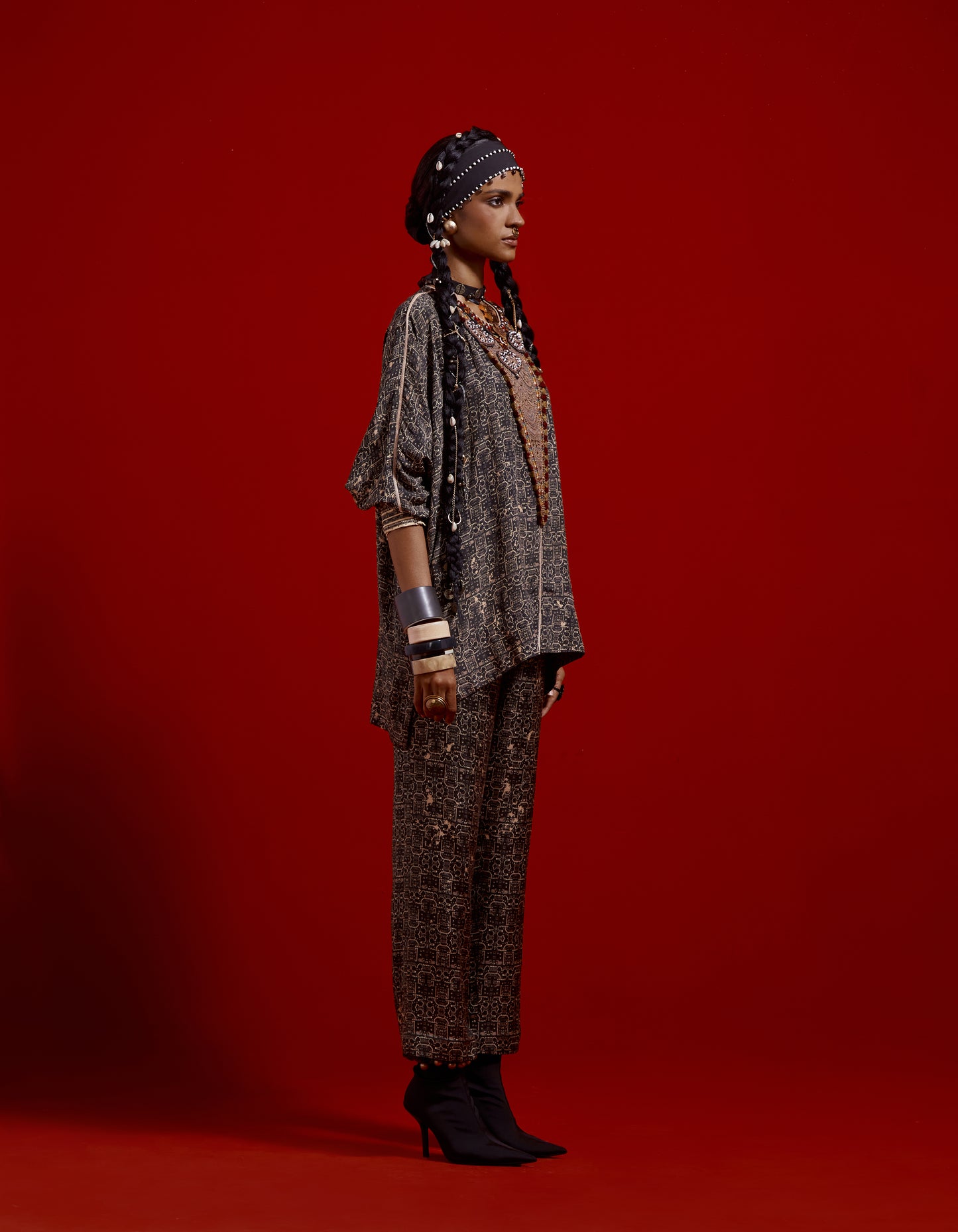 KURU TRAPEZE KURTA SET