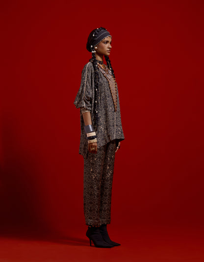 KURU TRAPEZE KURTA SET