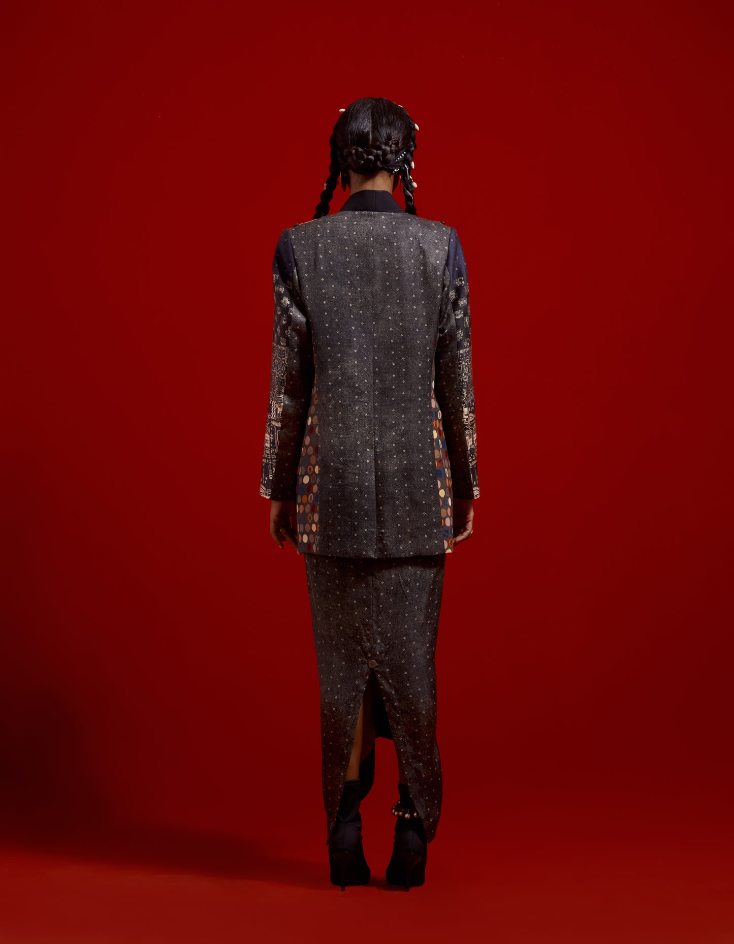 OPEN DHANA JACKET