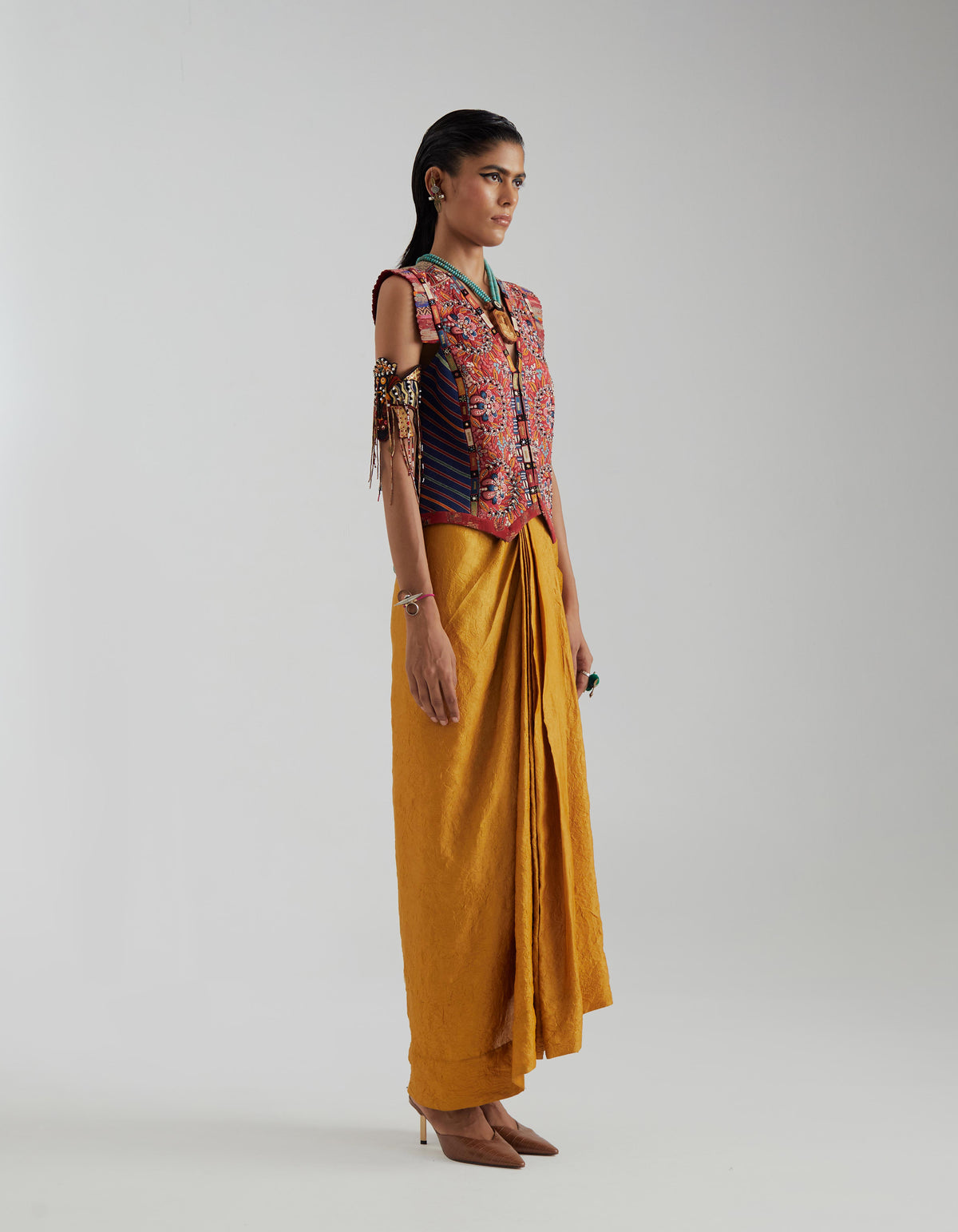 DHAARA WAISTCOAT SET