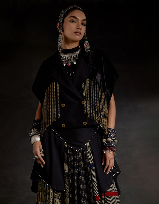 ZOA CROPPED TRENCH