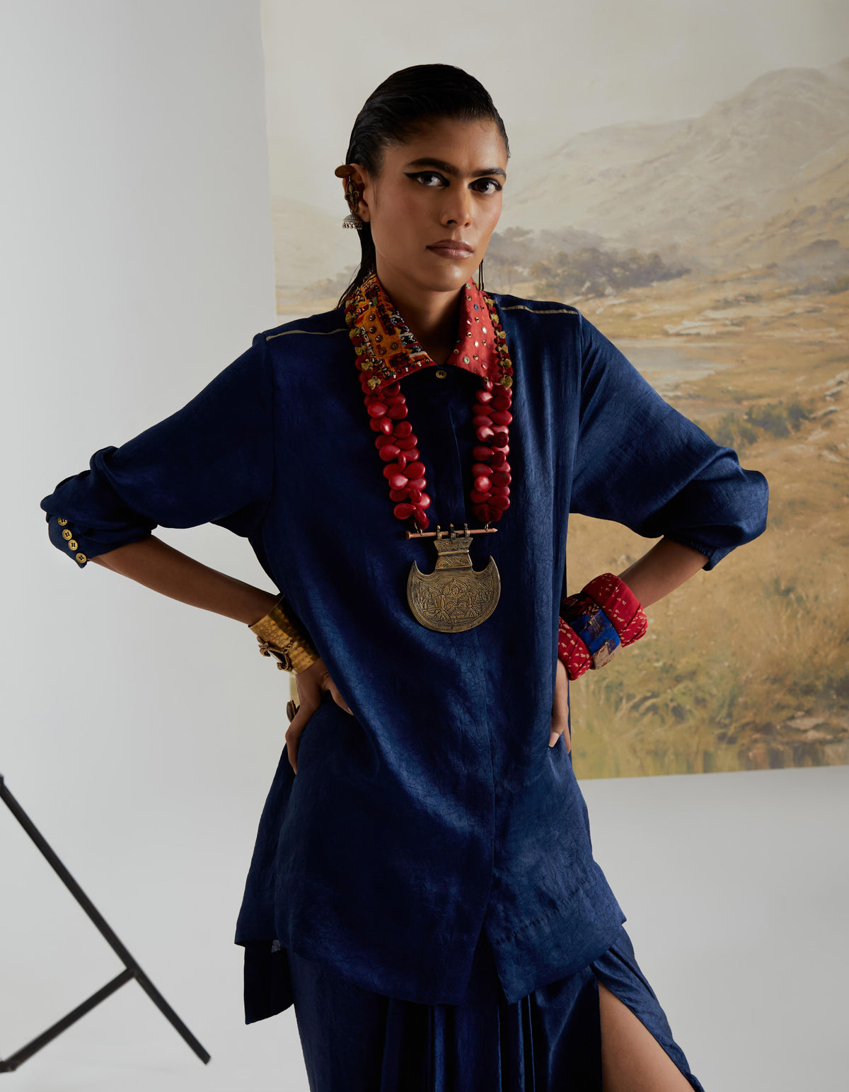 ATRI STRAIGHT SHIRT