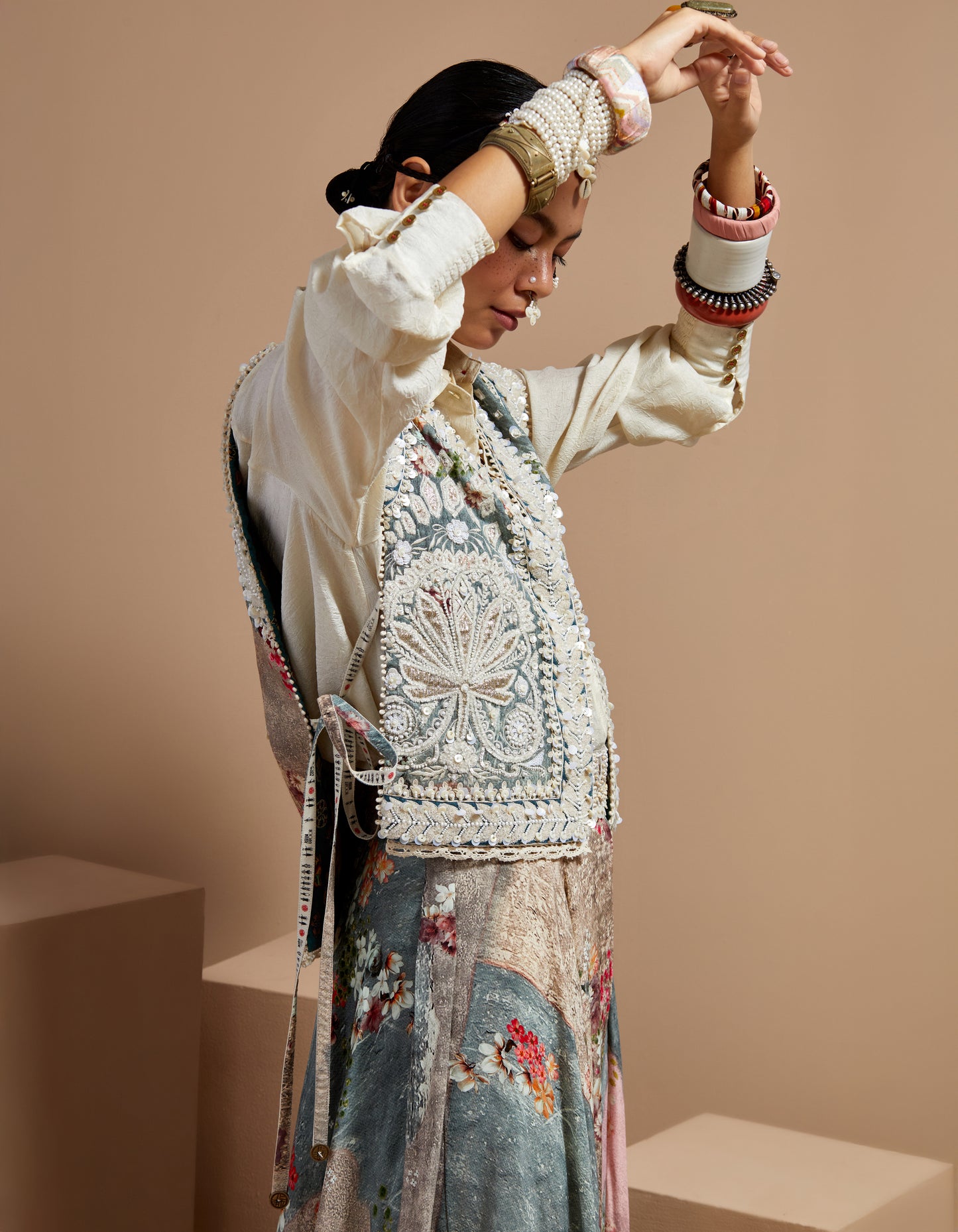NYLA GILET