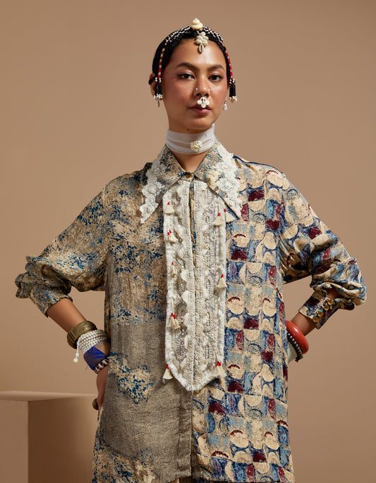 ATRI STRAIGHT SHIRT