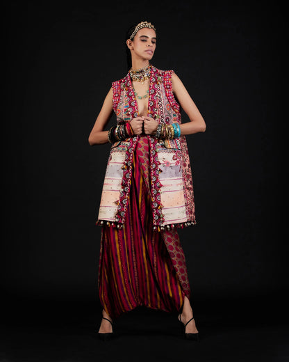 RUHI SLEEVELESS JACKET