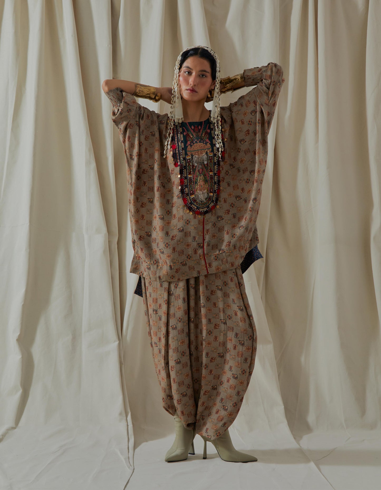 KURU TRAPEZE KURTA SET