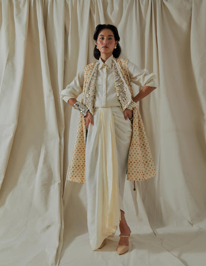 HINA TRENCH COAT
