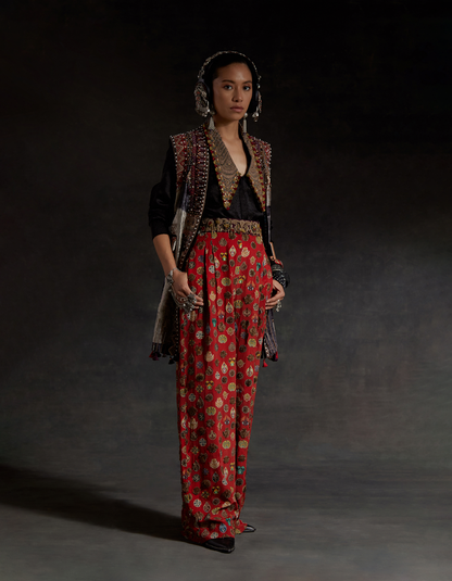 RUHI SLEEVELESS JACKET SET