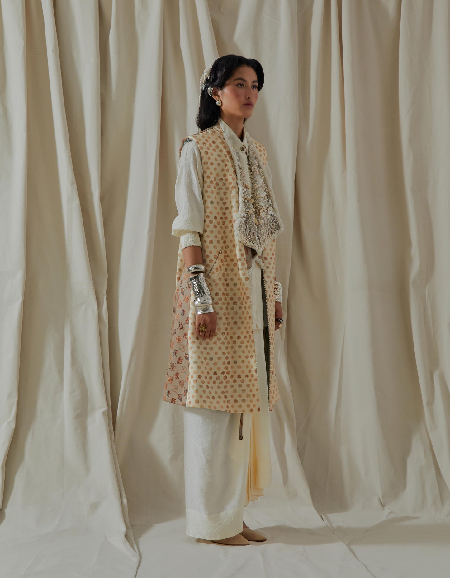 HINA TRENCH COAT