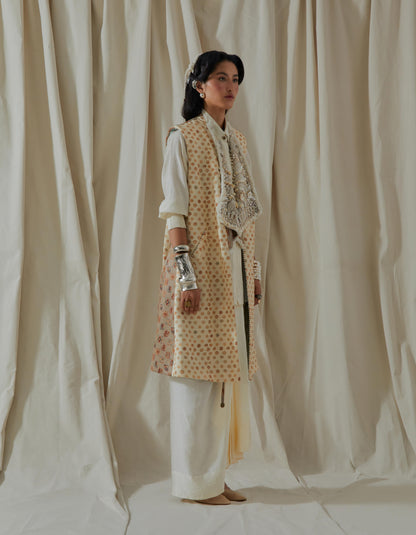 HINA TRENCH COAT