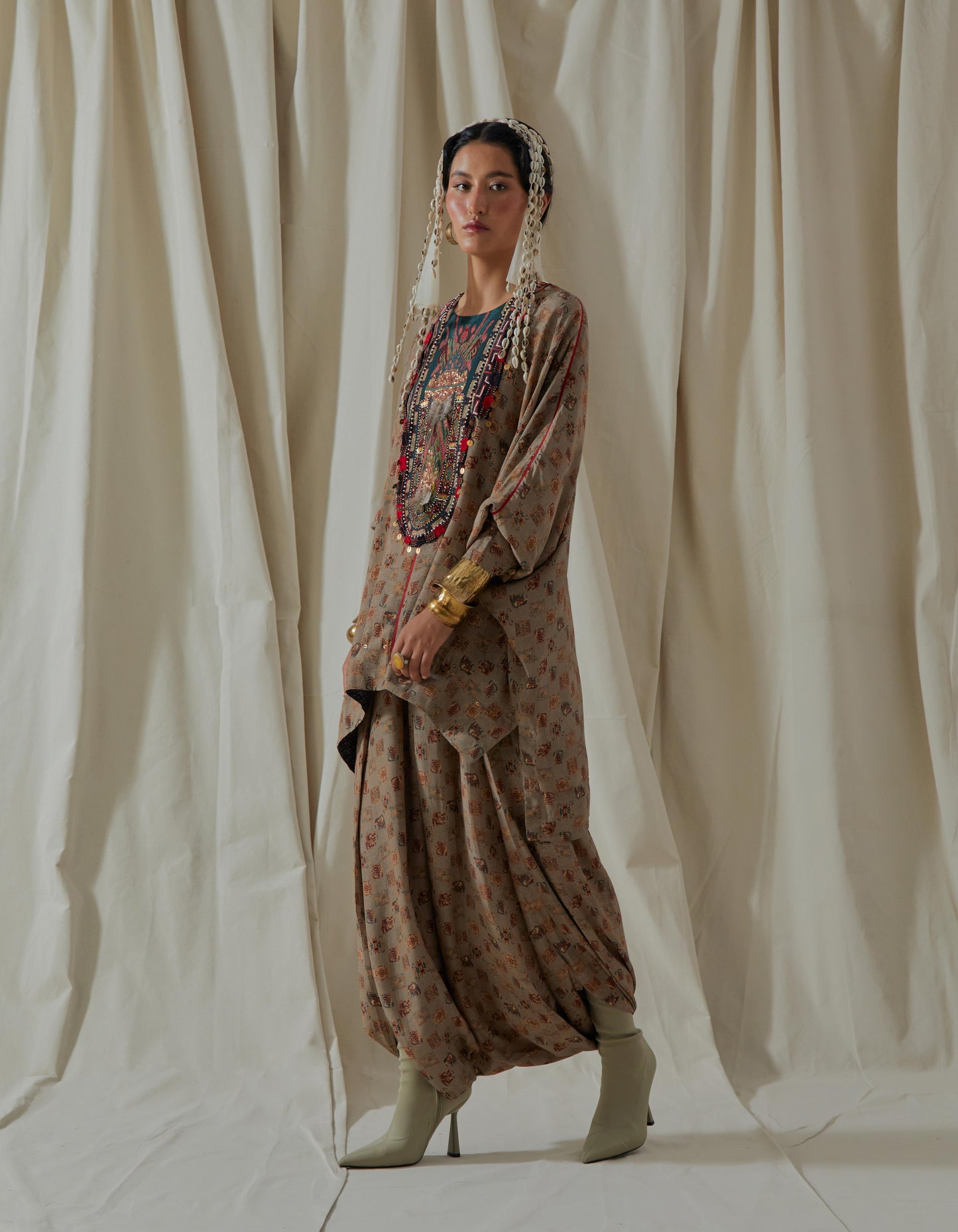 KURU TRAPEZE KURTA SET