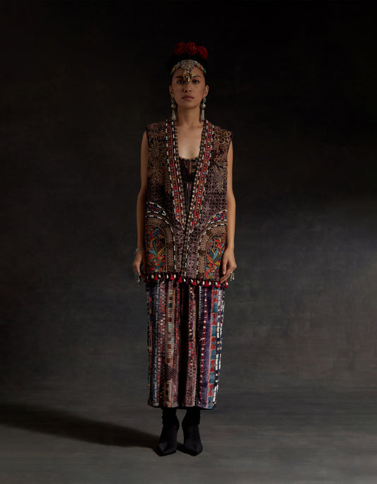 RUHI SLEEVELESS JACKET SET