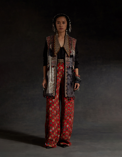 RUHI SLEEVELESS JACKET SET