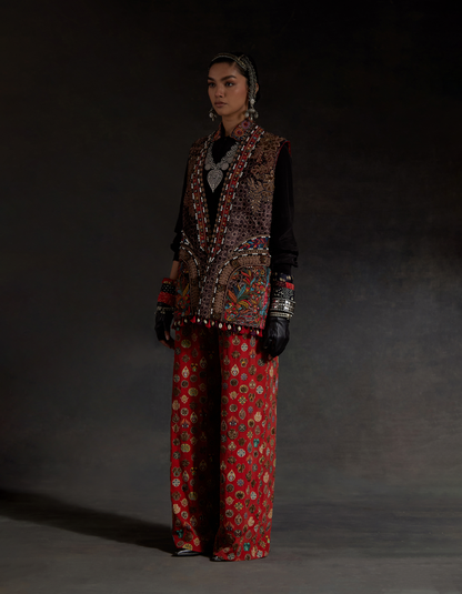 RUHI SLEEVELESS JACKET SET