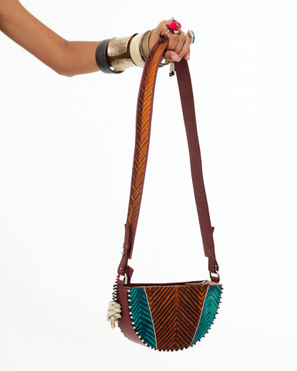 CHAND SLING BAG